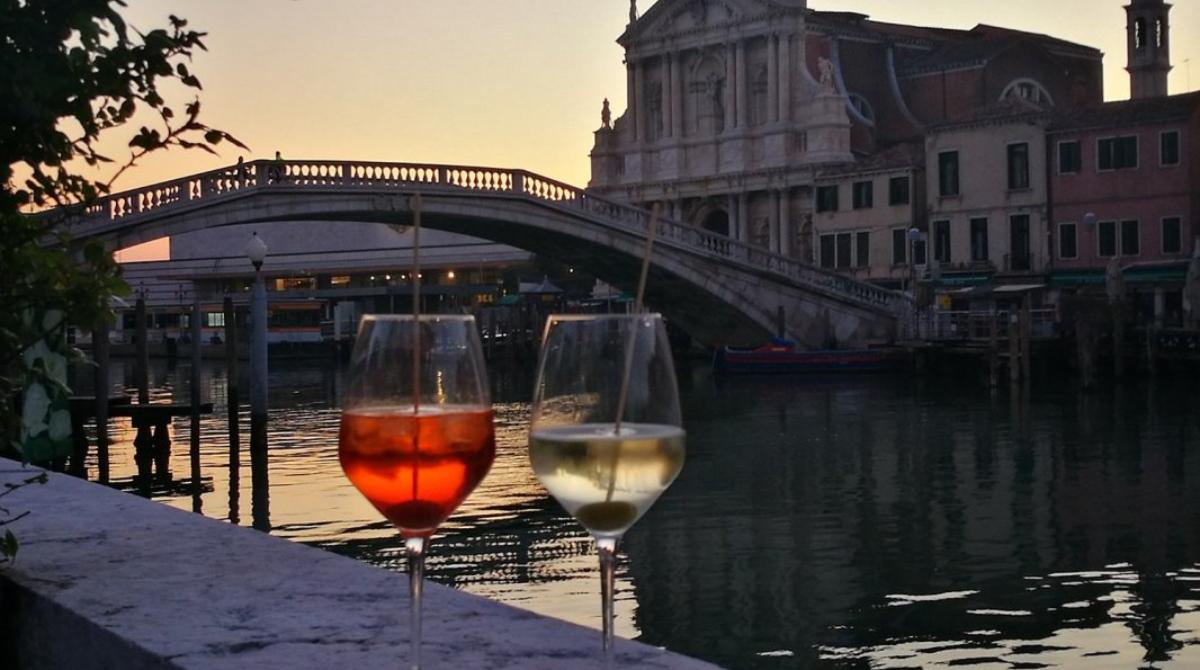                                                                                      Venetian Aperitif in the Garden on the Grand Canal