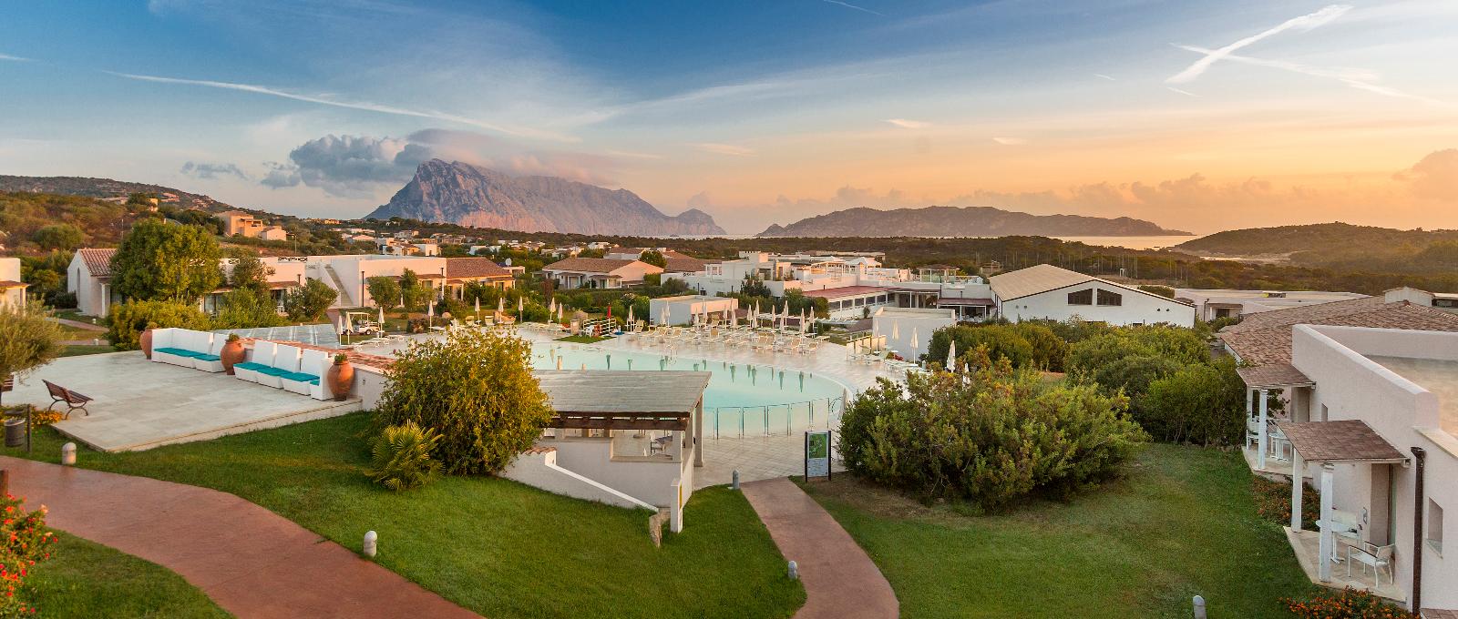 Grande Baia Residence****s #9