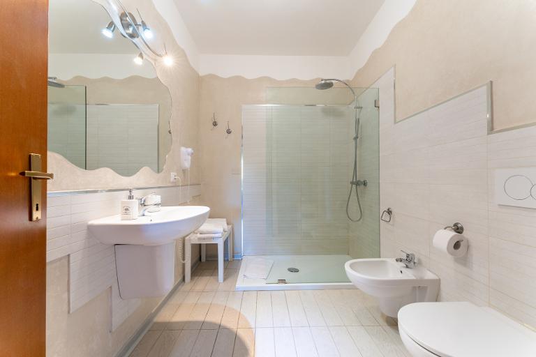 Villa Antonina****s - Appartement Deux-pièces (4 personnes), Golfo di Marinella (Sassari)