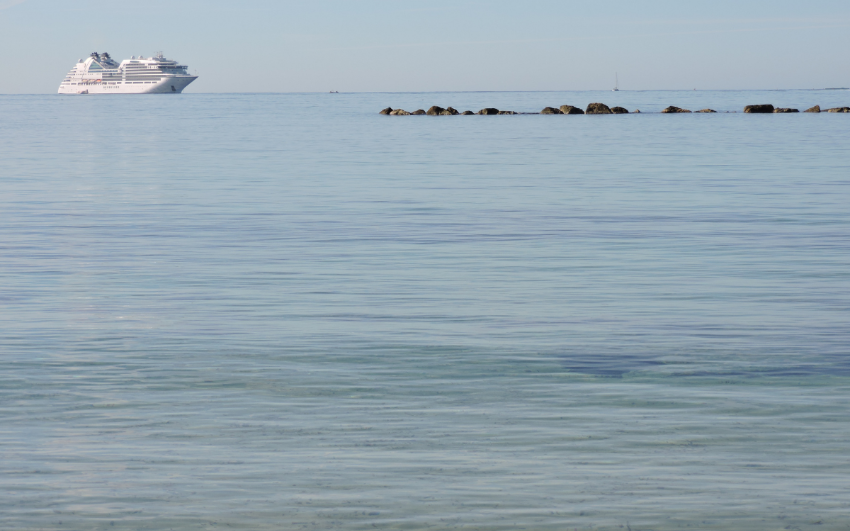 Rina Sea Apartments #14