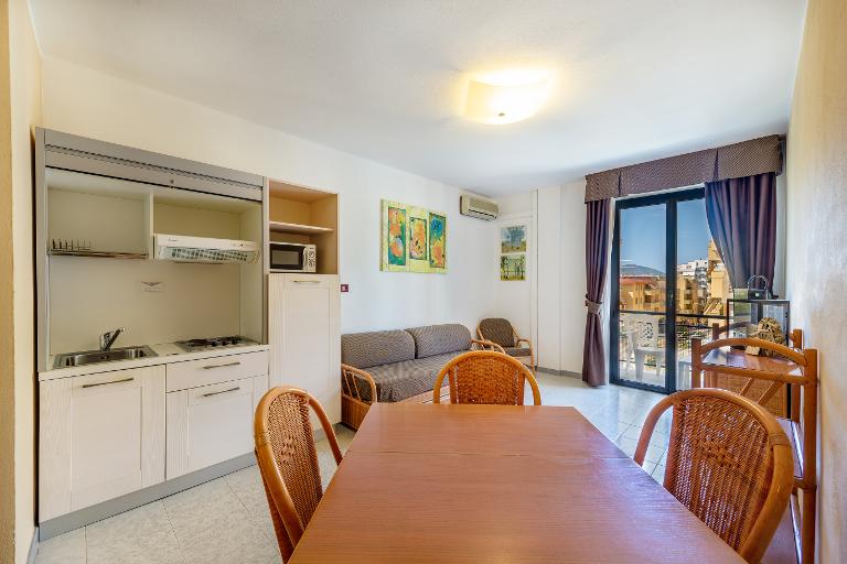 Rina Sea Apartments - Appartement Deux-pièces (4 personnes), Alghero (Sassari)