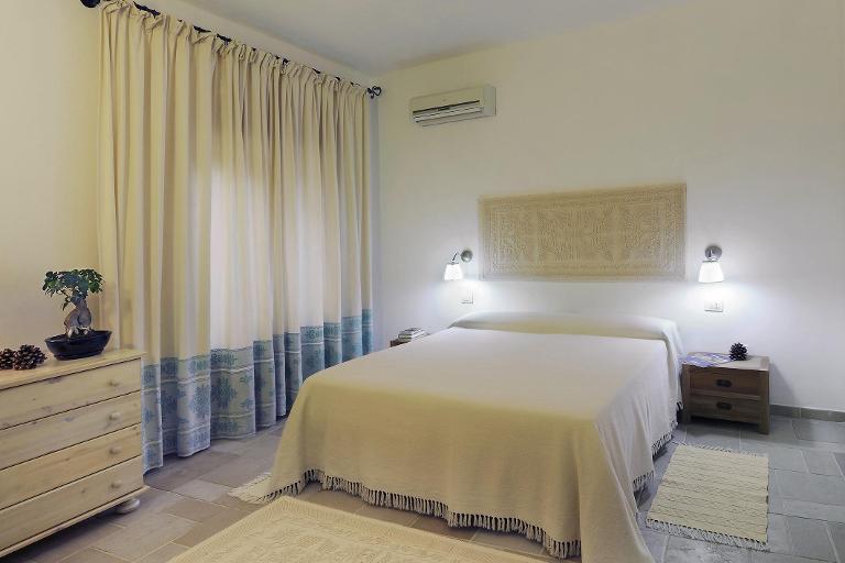 Residence Abbaechelu - Appartamento una camera da letto (4 persone)*, Santa Margherita di Pula (Cagliari)