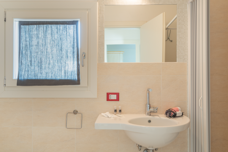 Residence Ea Bianca - Appartement Trois-pièces Vue Mer (6 personnes) , Baja Sardinia (Sassari)