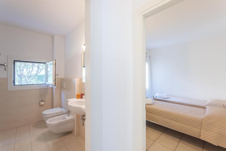 Residence Ea Bianca - Apartment mit Drei Schlafzimmer (8 personen), Baja Sardinia (Sassari)