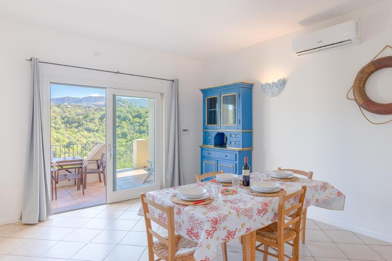 Residence Ea Bianca - Apartment mit Drei Schlafzimmer (8 personen), Baja Sardinia (Sassari)