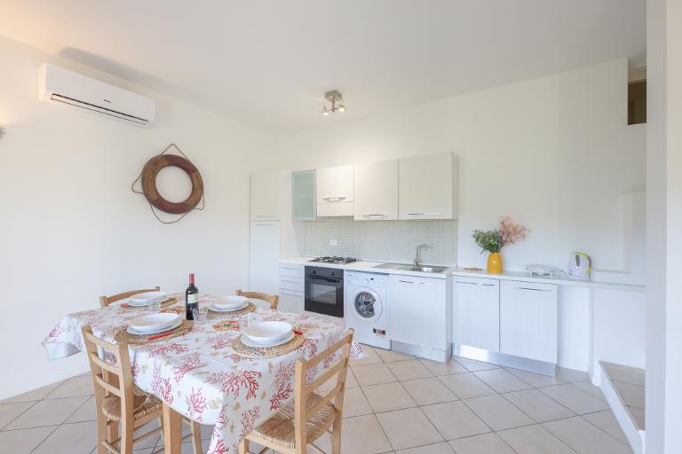 Residence Ea Bianca - Apartment mit Drei Schlafzimmer (8 personen), Baja Sardinia (Sassari)